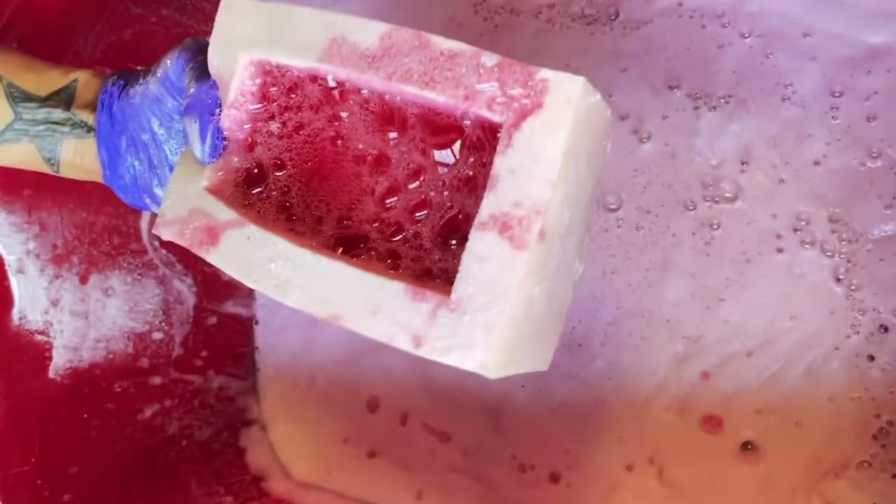 massive laundry powder overload. Suds overload so satisfying #asmr #satisfaying #asmrcommunity 