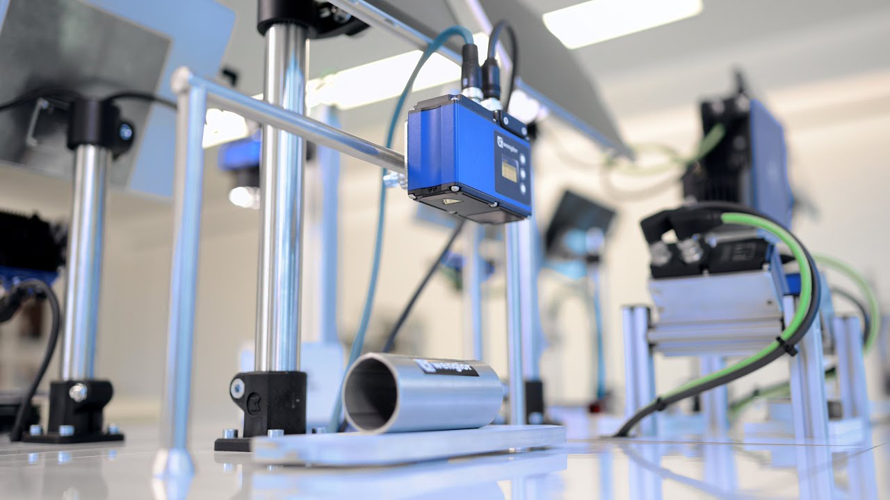 wenglor sensoric - Fact of the Month -  2D/3D Profile Sensors