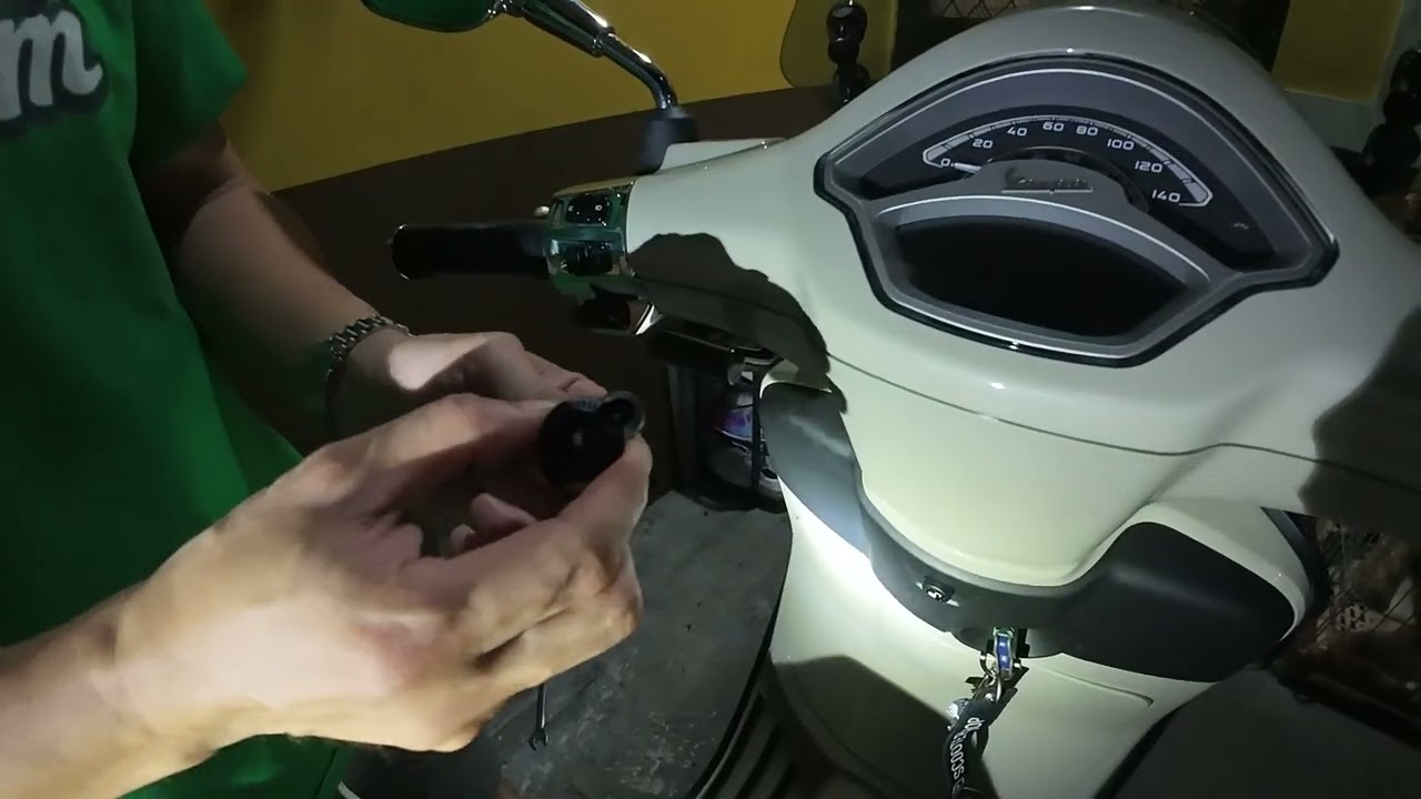 Cellphone holder installation from Quad lock