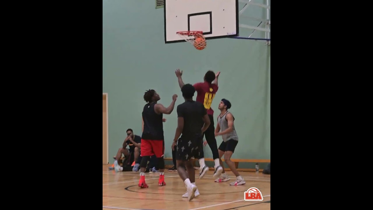 Tough Bucket! 💪 Stretching Out for the Layup Over Defense! | 14+ Kilburn Scrimmage | 20/02/2025