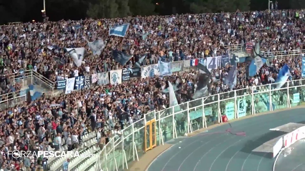 Pescara-Novara: lo spettacolo sugli spalti