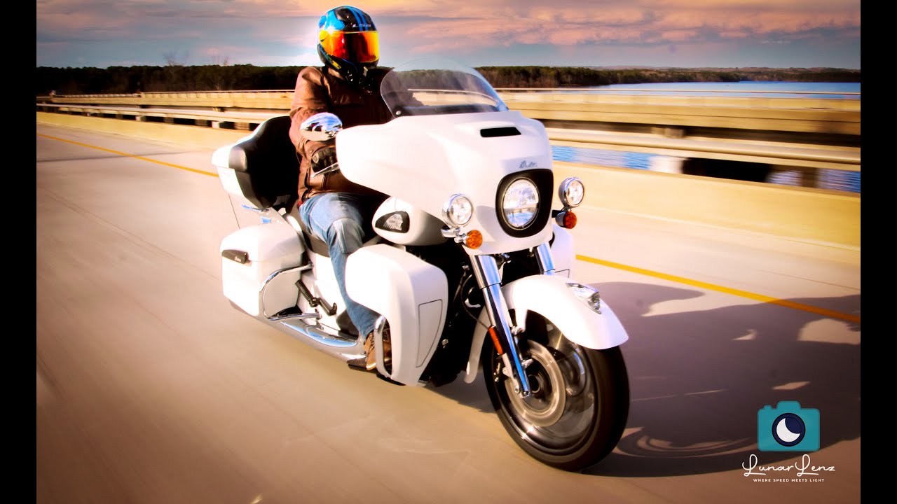 2020 Indian Roadmaster Dark Horse - Here's why its the ultimate V-twin Touring Motorcycle