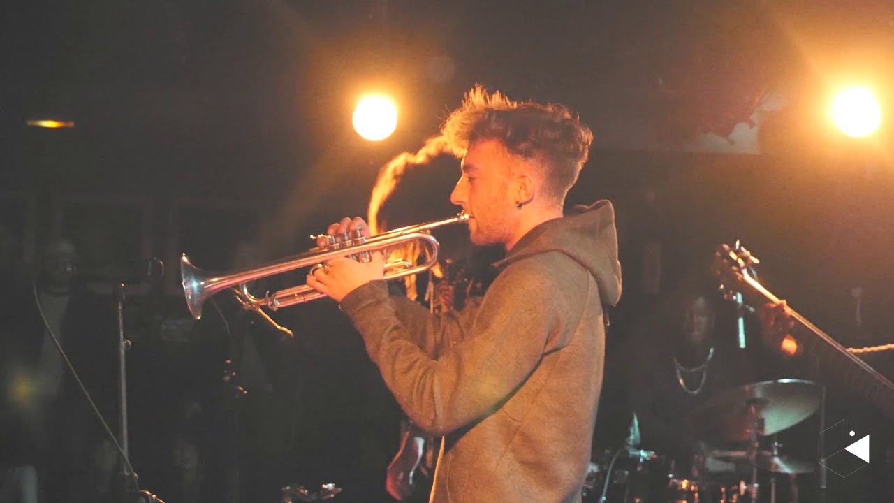 Ezra Collective (live) at New Morning・Make It Deep