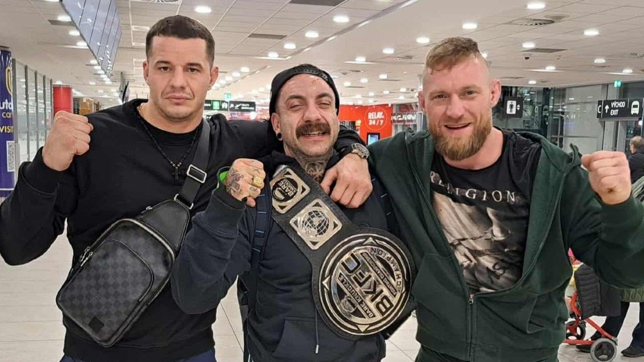Př&iacute;let ve velk&eacute;m stylu. Česk&yacute; &scaron;ampion BKFC je doma. Absolutn&iacute; rau&scaron;, sm&aacute;l se H&aacute;la