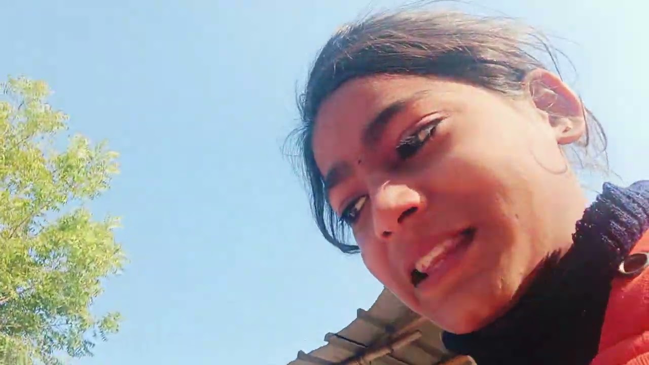 Farewell ke din hamari bahan ko Mummy ji phone nahin le jaane de rahi hai