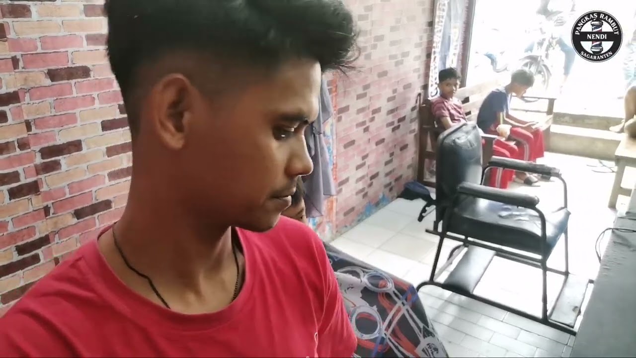 Potong rambut dua jari