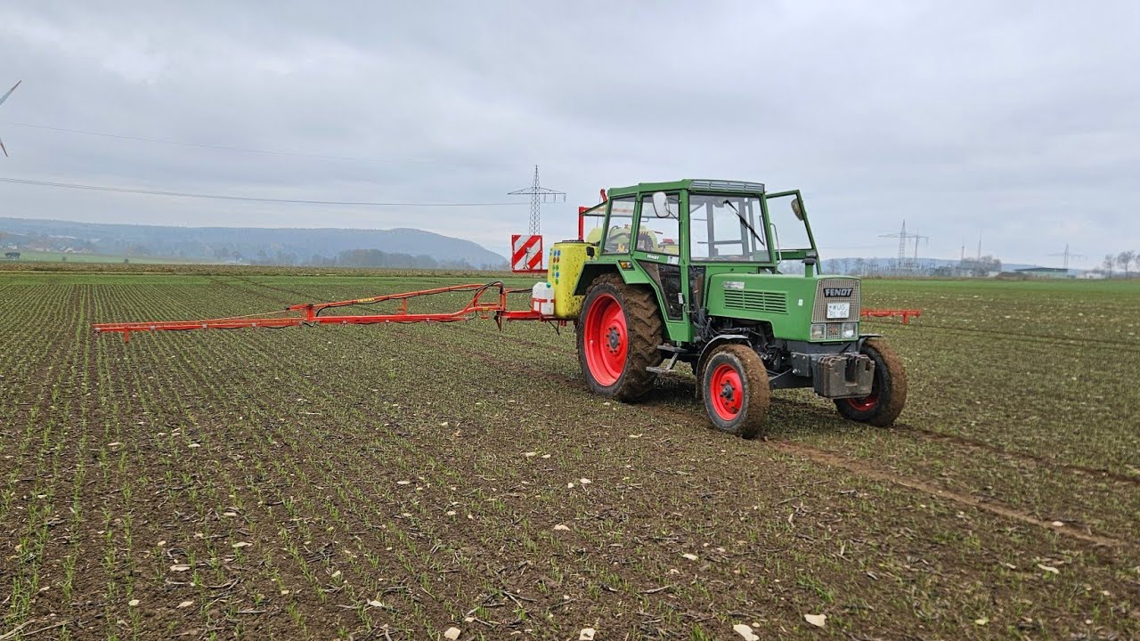 ​Saubere Bestände! 🌱 Ackerfuchsschwanz im Griff mit Fendt Farmer 105LS & Rau D2 Vlog#49