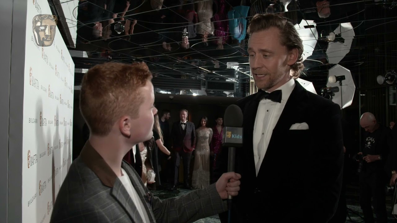 What would Loki have in his packed lunch? Tom Hiddleston chats to Braydon!