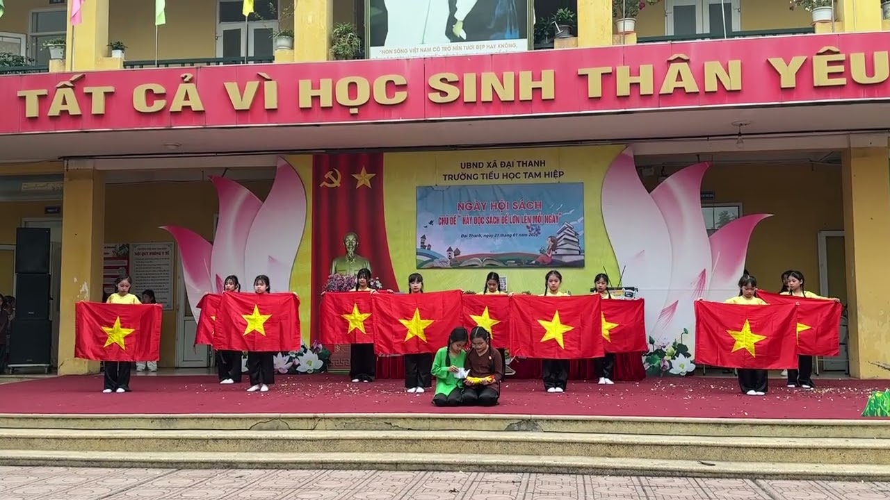 Giới thiệu sách khối 4 (hoạt cảnh minh hoạ)