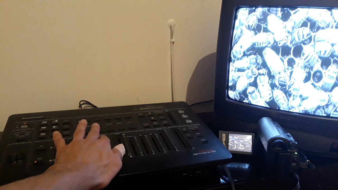 Mixer Panasonic AVE5 demostración