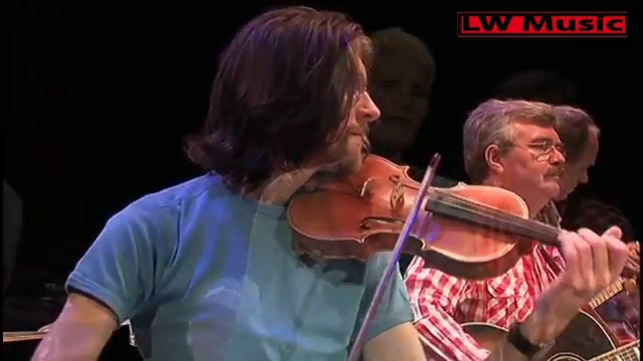 Is uw paspoort getekend | Country Trail Band