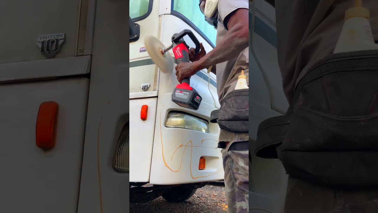 POV: Is this a Good Product? 3M Heavy Duty Rubbing Compound #detailing #shorts #3M #Milwaukee