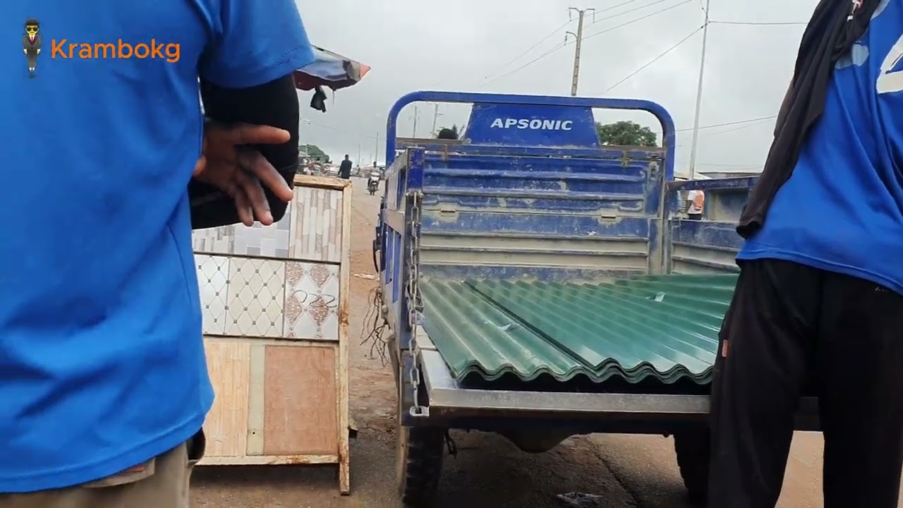 une quincaillerie à BONDOUKOU ( CÔTE D'IVOIRE )