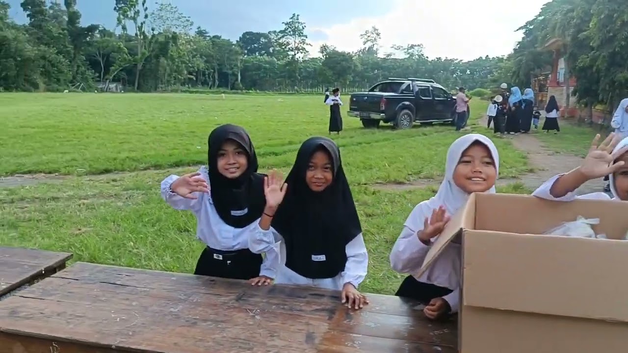 BERBAGI TAKJIL DI BULAN PUASA PENUH BERKAH