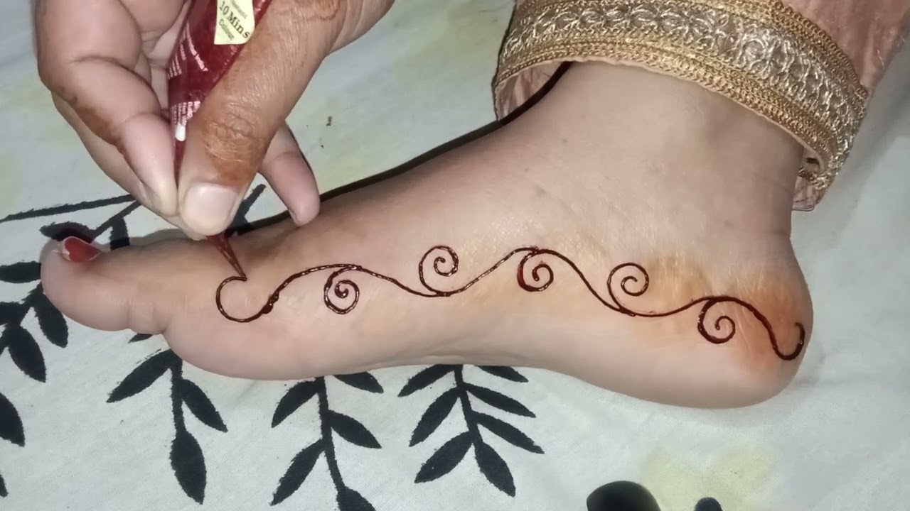 New Beautiful 🥰 Foot 🦶 Mehndi Design,Modern Girls ke liye Mehndi Design,Simple Stylish Mehndi Design