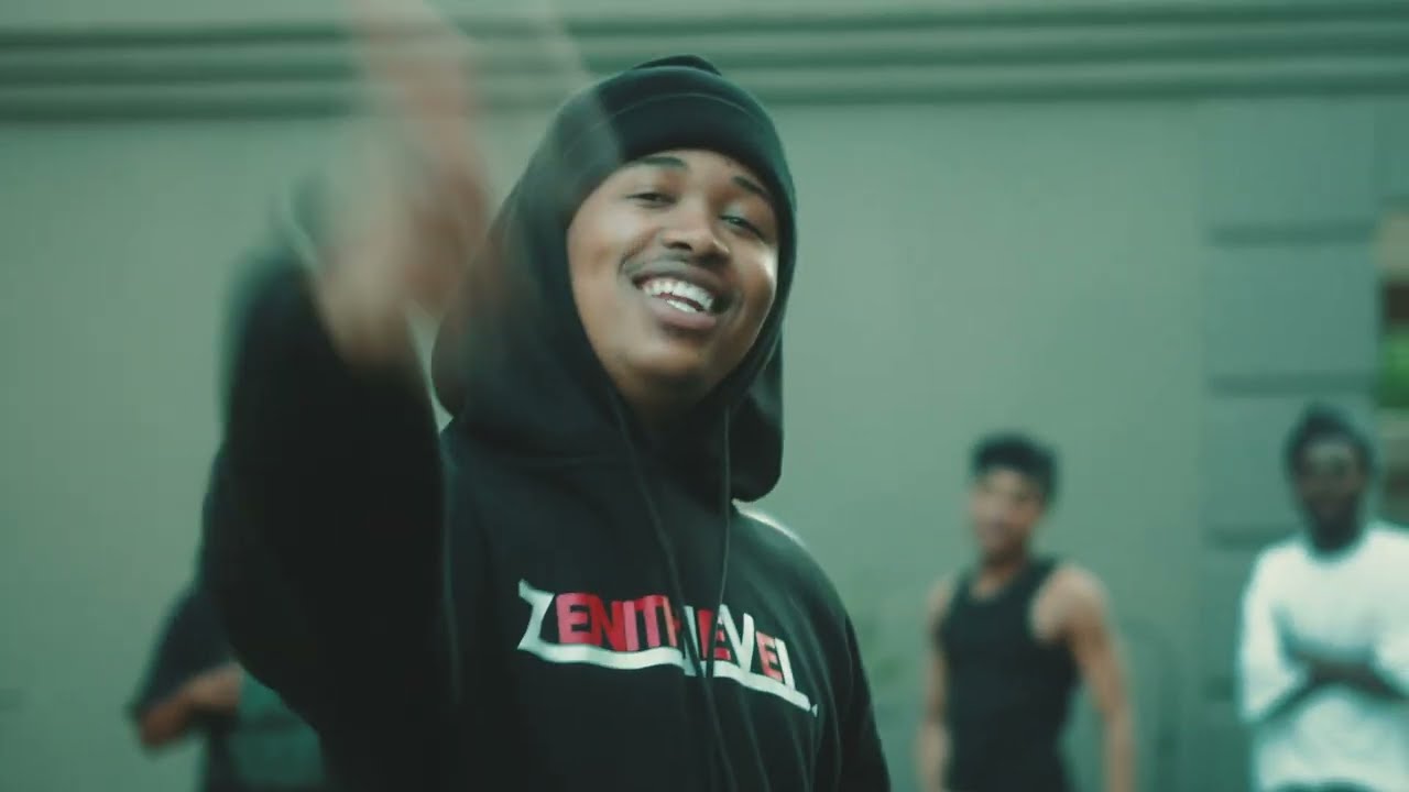 EMTEE WAVE Freestyle by Lowfeye | Debut Album NOSANGE Out 27 March 2026