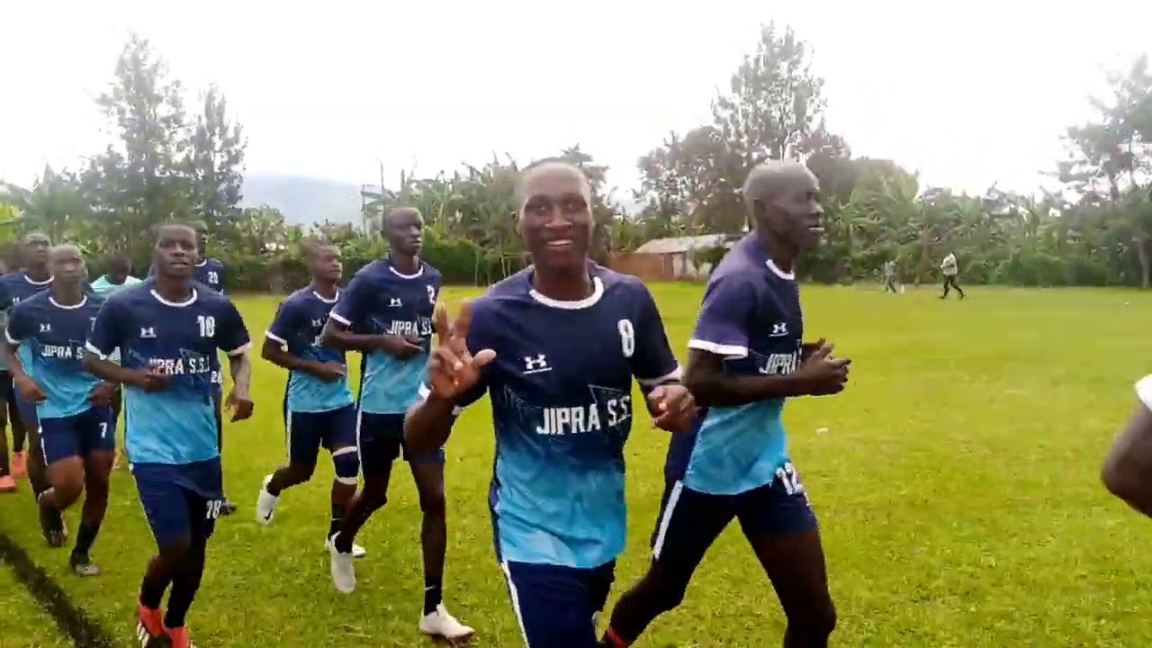 JIPRA AND LAKESIDE SS TRAINING AHEAD OF THEIR OPENING MATCHES