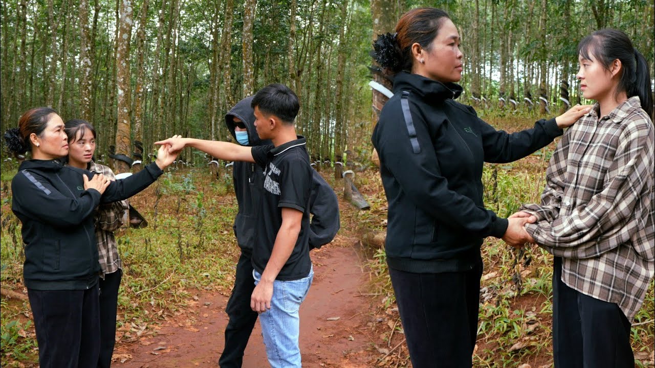 What happened to the amnesiac girl when she met the woman who used to be a loan shark?