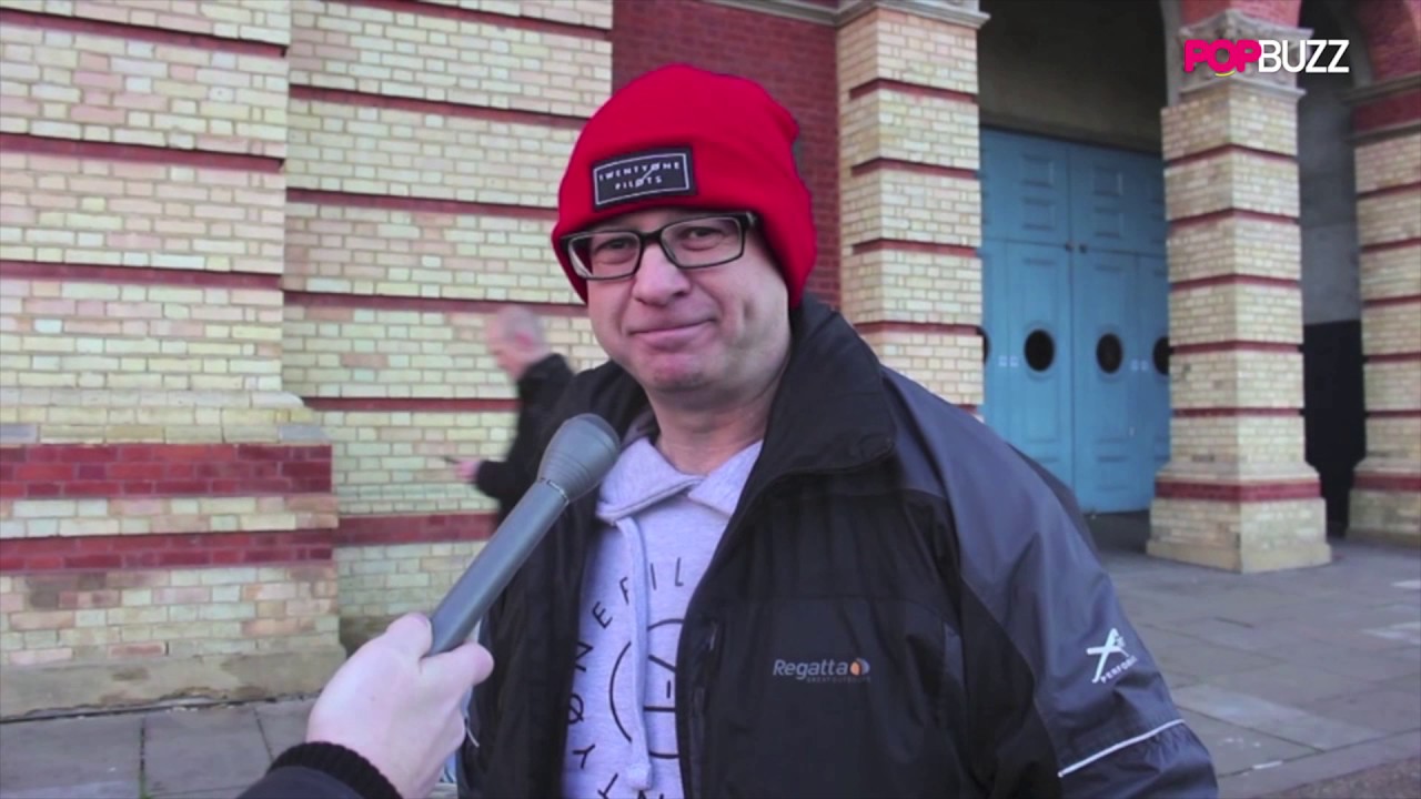 How Much Do These Clique Dads Know About Twenty One Pilots?