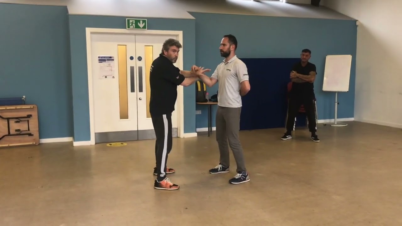 Elbows and Hands (When and why)