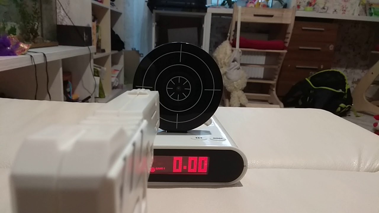 Обзор будильника мишени с пистолетом!!!