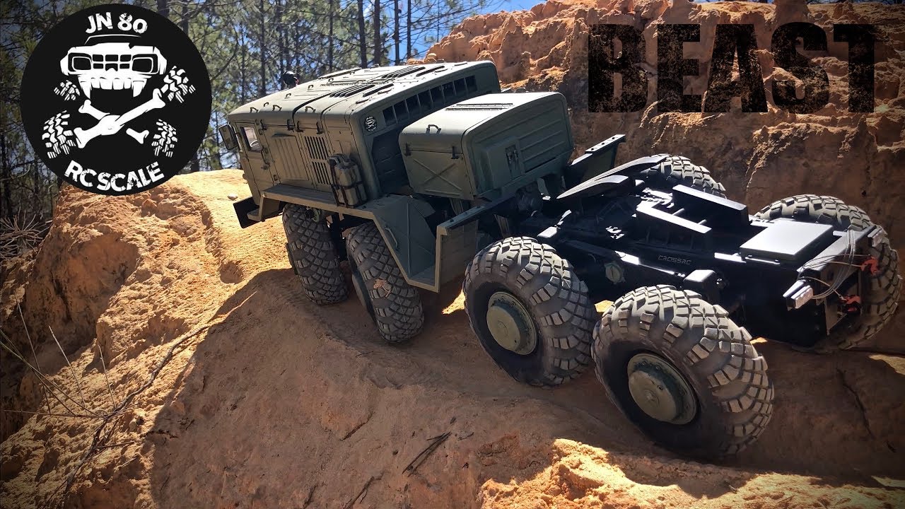 Cross rc Mammoth just smash the course!...scale BEAST!!!!!