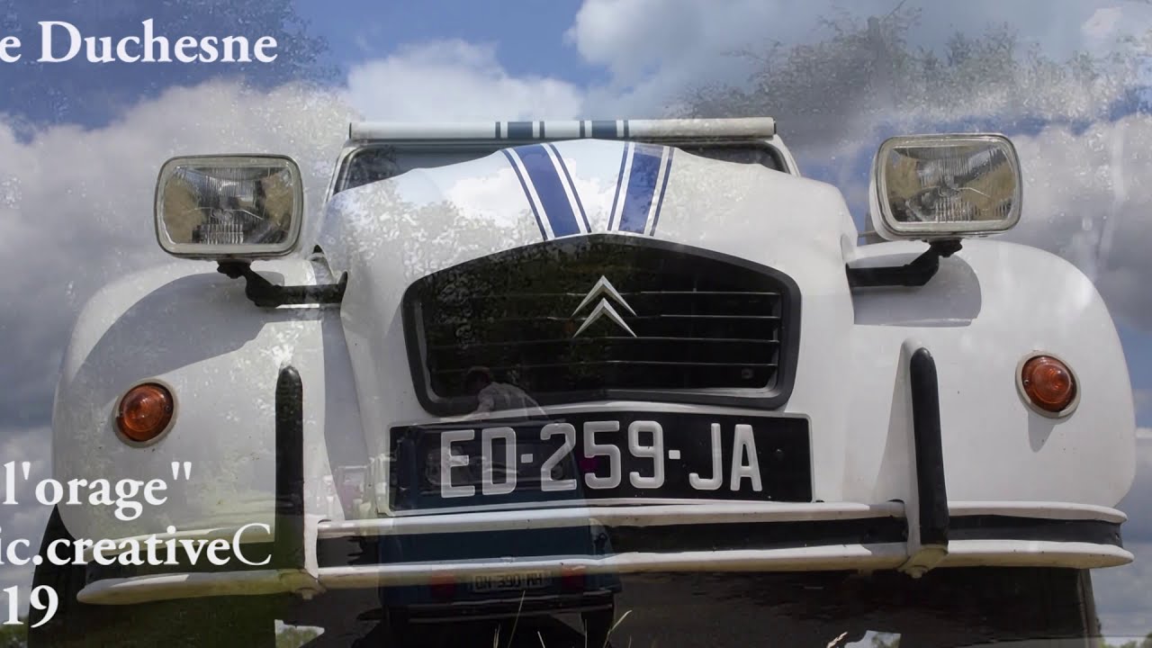 Les 2 CV de St Amand Montrond