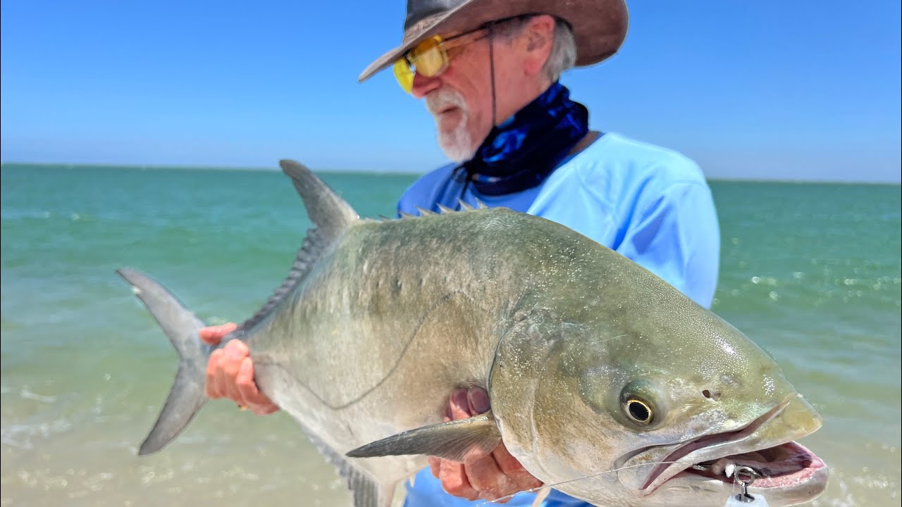 Popping from the shore in Morocco for Leerfish, May 2024 ! Great results as usual !