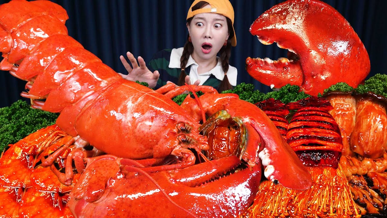 [Mukbang ASMR] Giant Lobster 🦞 Spicy Squid Enoki-mushrooms Shrimp Abalone Seafood Boil Ssoyoung