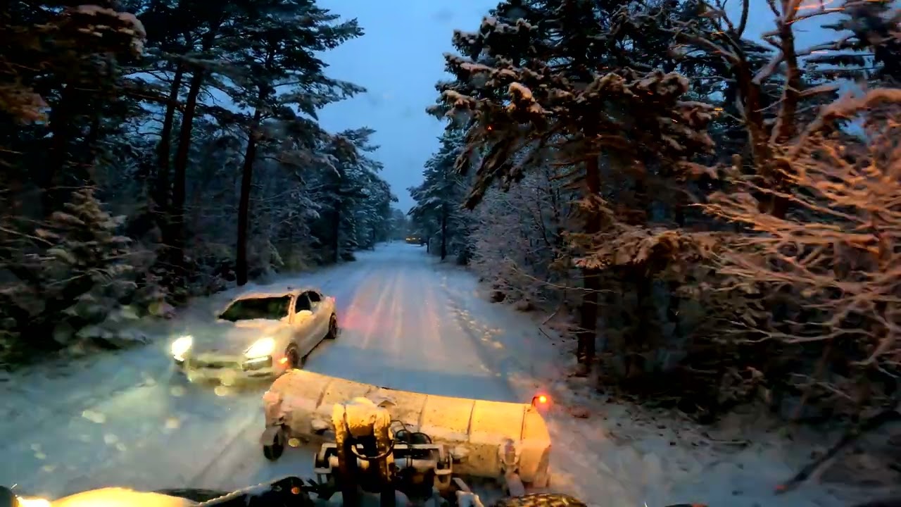 Volvo L70 H with a 4 meter Ysta plow (clips -2021-)