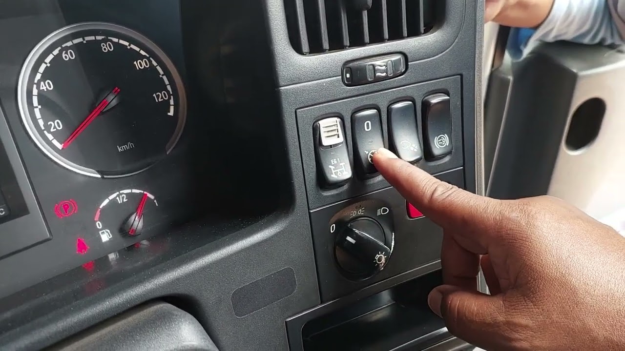 PENGENALAN  INSTRUMEN PANEL DI UNIT SCANIA P360 MANUAL TRANSMISI 360XT AUTOMATIS TRANSMISI .(2)