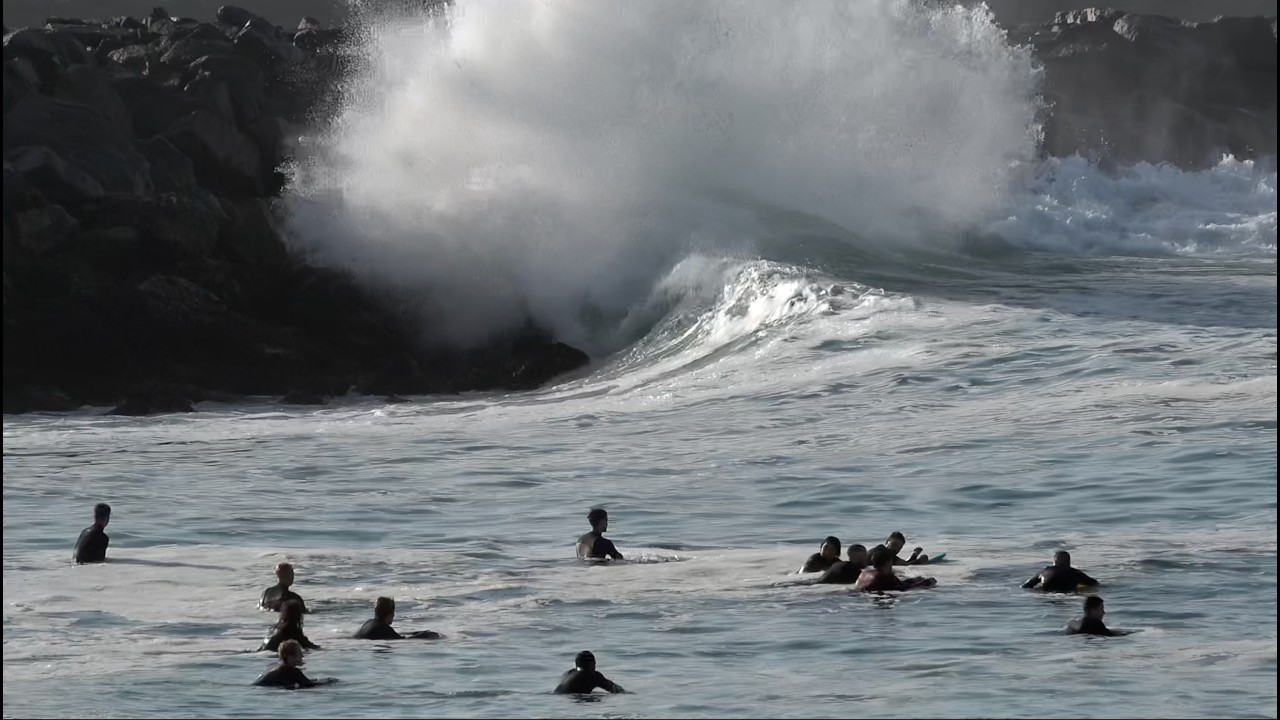 THE WEDGE, NEWPORT BEACH
