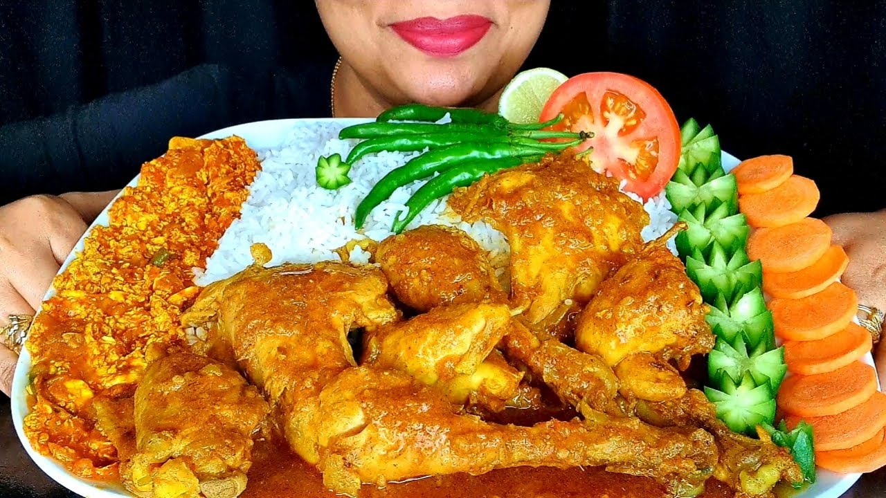ASMR:SCRAMBLED EGG BHUNA,SPICY CHICKEN PATLA JHOL WITH RICE,CHILLI,CARROT ||ZAKIA-SPICY ASMR