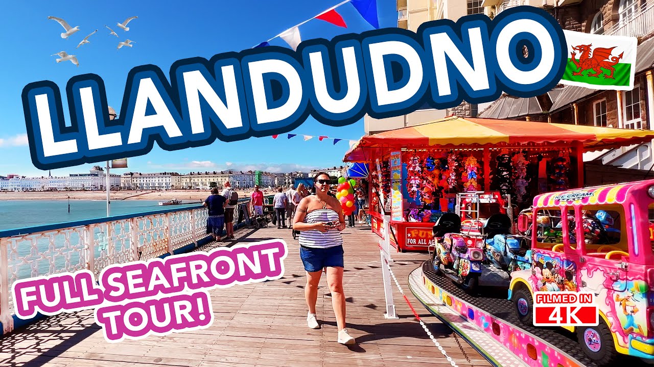 LLANDUDNO | Exploring the holiday seaside town of Llandudno Wales