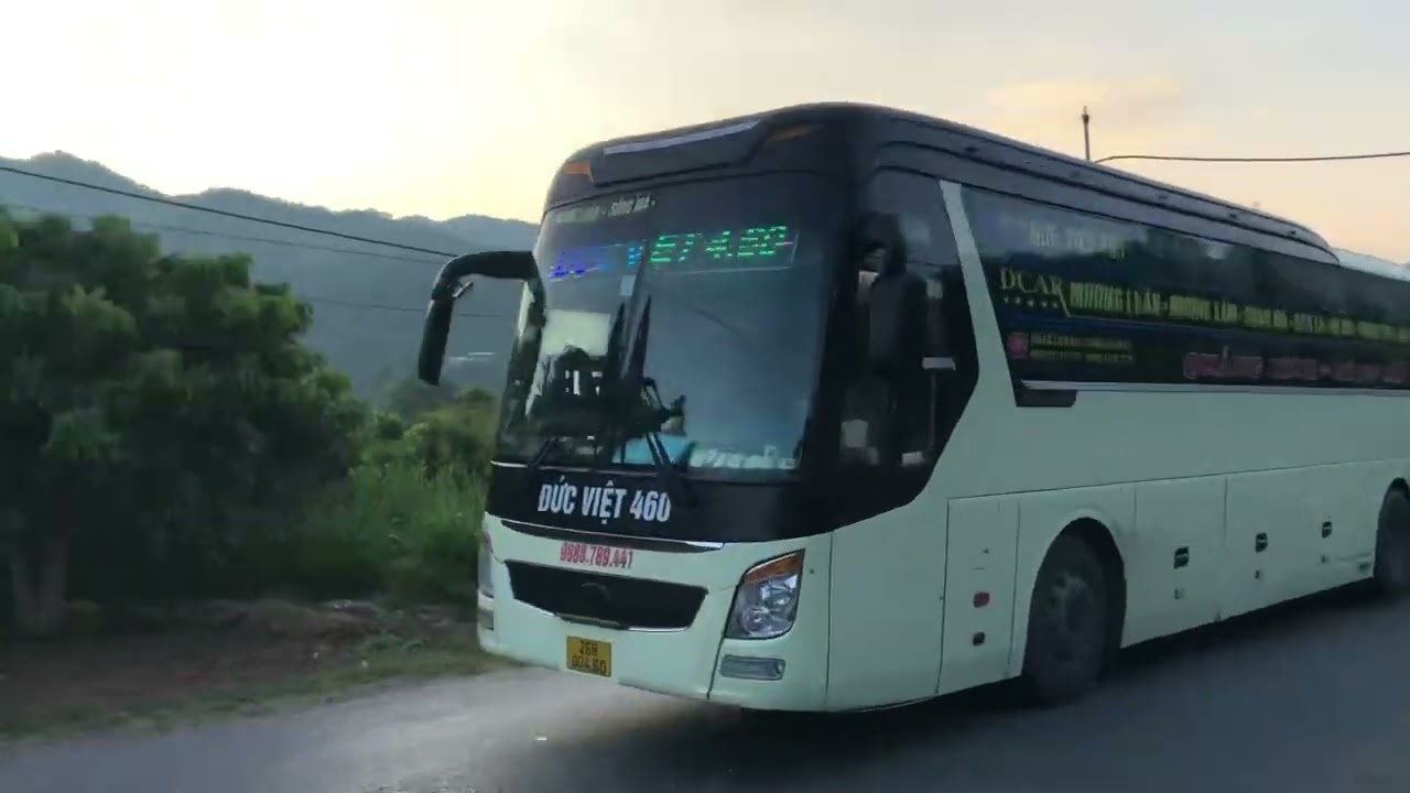 xe kh&aacute;ch s&ocirc;ng m&atilde; đức việt 460