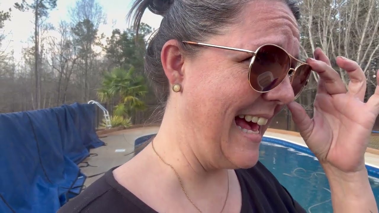 VLOG Day 36 - The days are getting LONGER!!