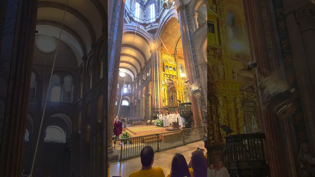 Botafumeiro en la Catedral de Santiago de Compostela