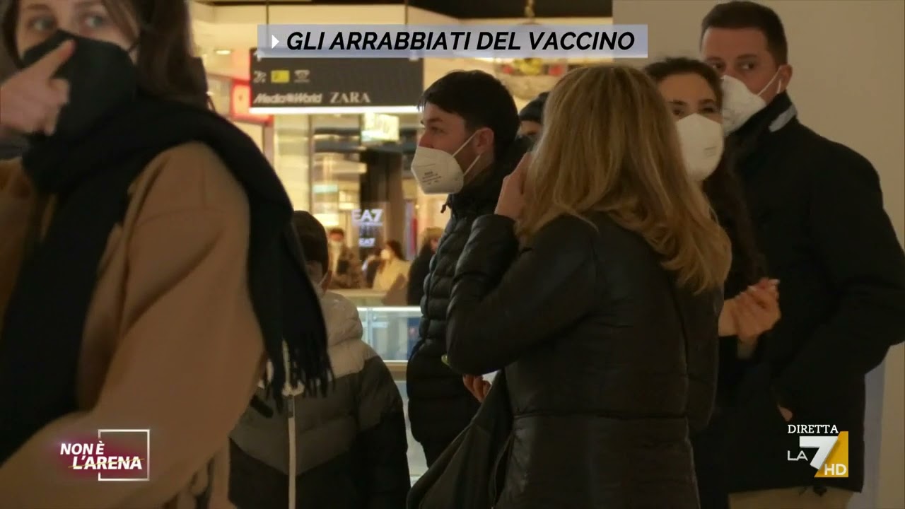 Obbligo vaccinale per over 50: la situazione negli hub di Roma