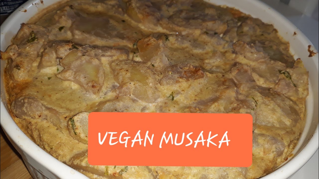 Musaka kakvu sigurno nikad niste jeli,,sa prelivom od orahovog mleka sa susamom.FENOMENALNO