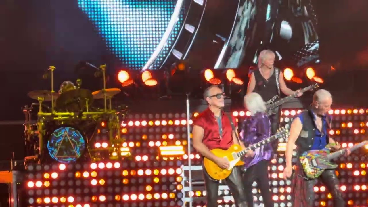 Def Leppard Hysteria VA Beach 08/31/25