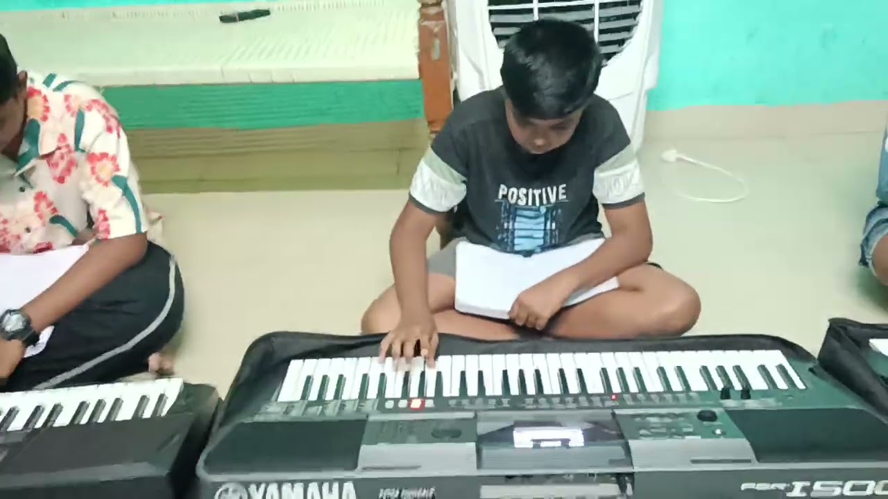 BGM. Punnagai mannan, kGF, Mella mella ennai thottu. Keyboard artists Purusoth, Anis and Abinesh. 