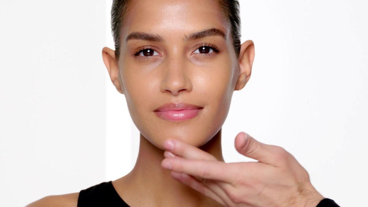 Wear Longer And Stay Stronger with Natural Radiant Longwear Foundation | NARS