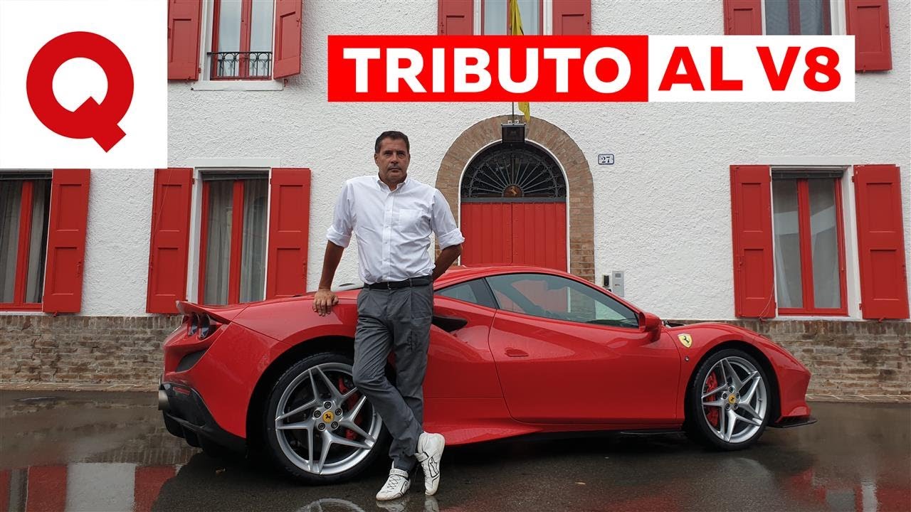 Al volante della Ferrari F8 Tributo