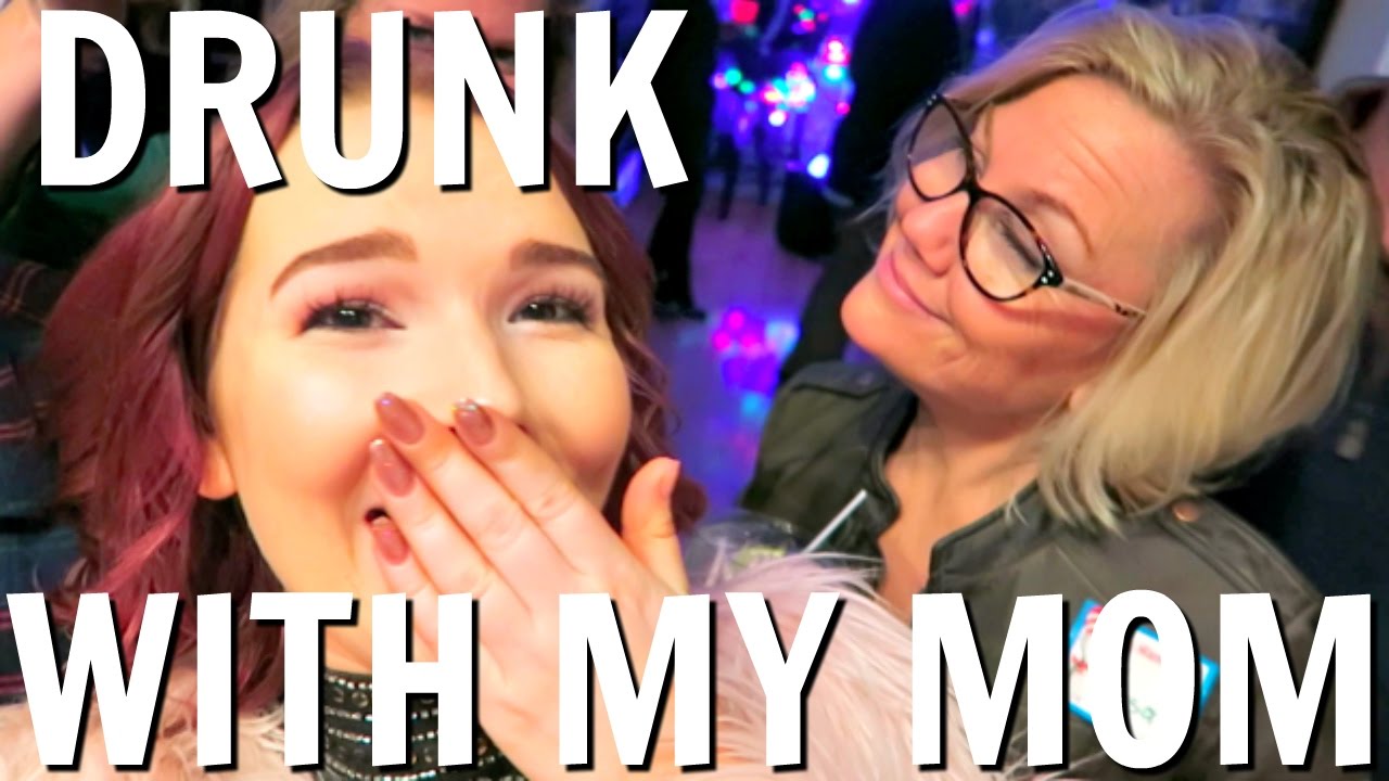 DRUNK WITH MY MOM AT A PARTY | VLOGMAS