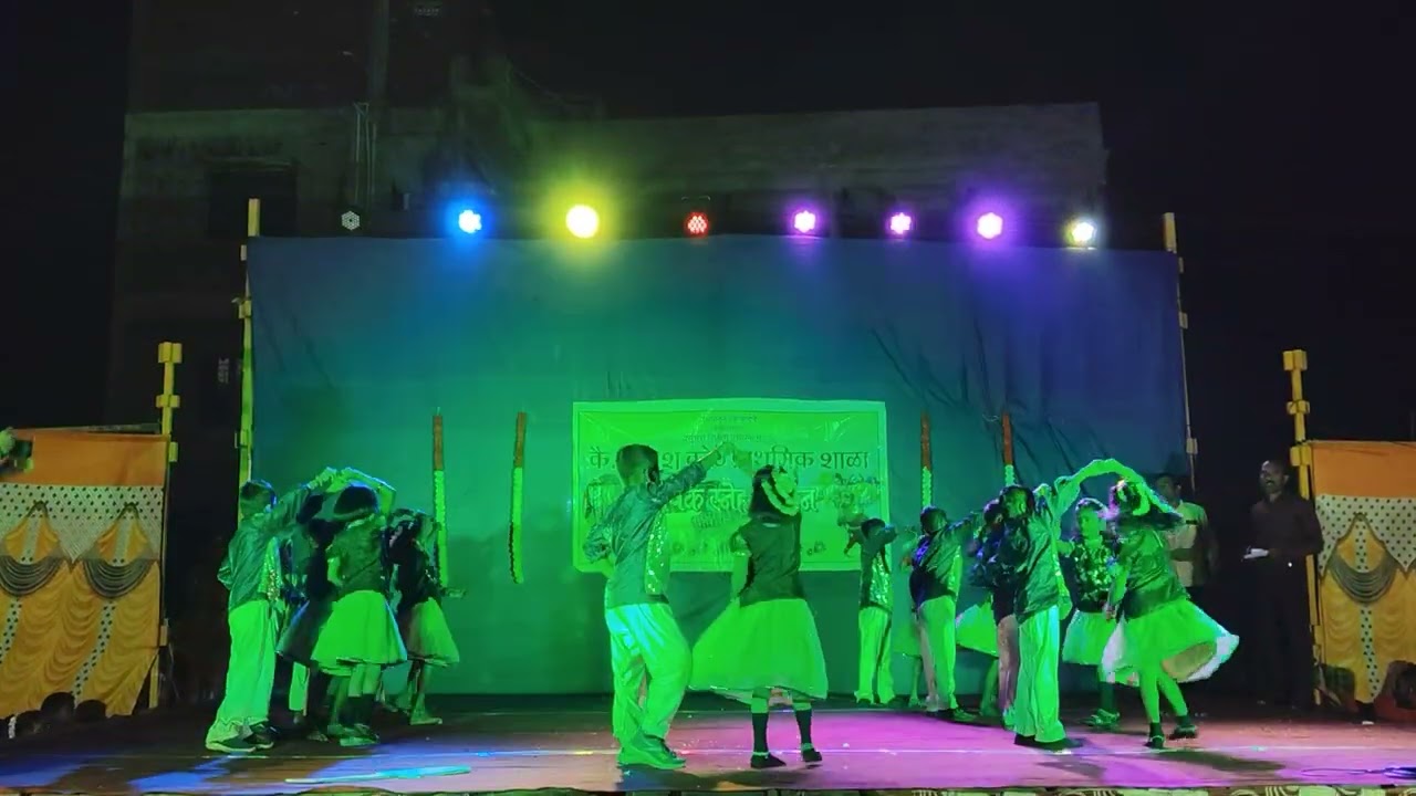 Ladki badi Anjani hai (Rajesh kothe primary school, Akkalkot road, Solapur )
