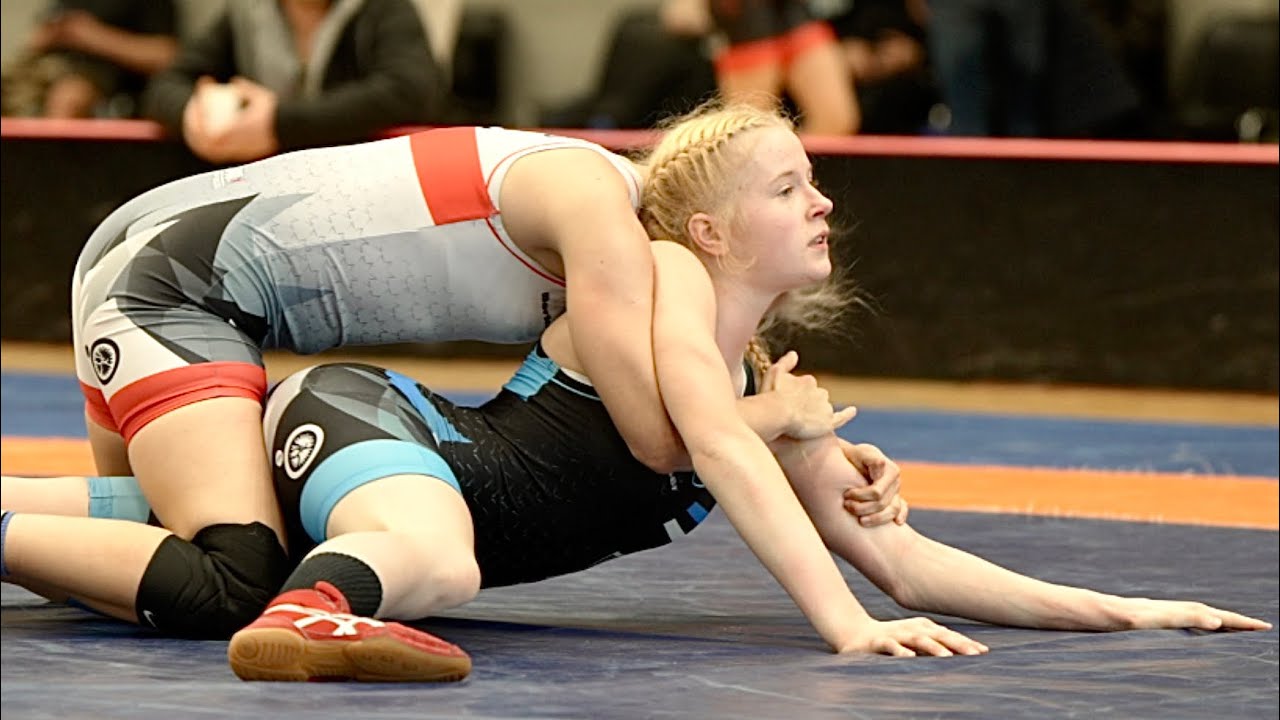 U20 Annaliisa Mahlapuu (EST) vs Andra-Adeele Andruse (EST) 57kg. Women girls youth wrestling.
