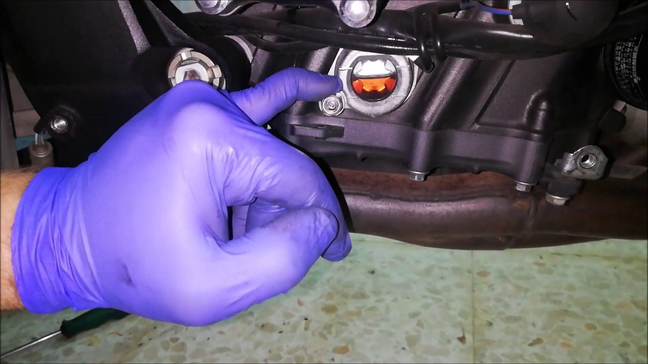 cambio aceite y filtro Honda cbr 1000 rr 2004 2007