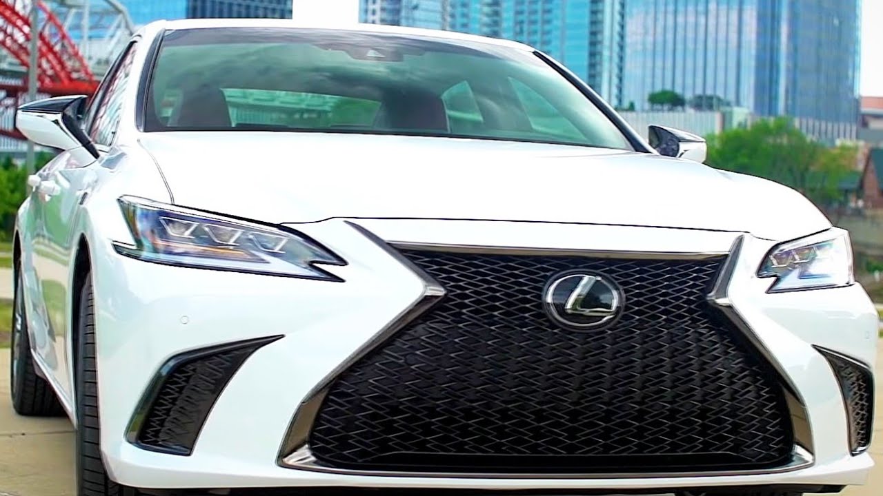 Lexus ES – Detailed Look