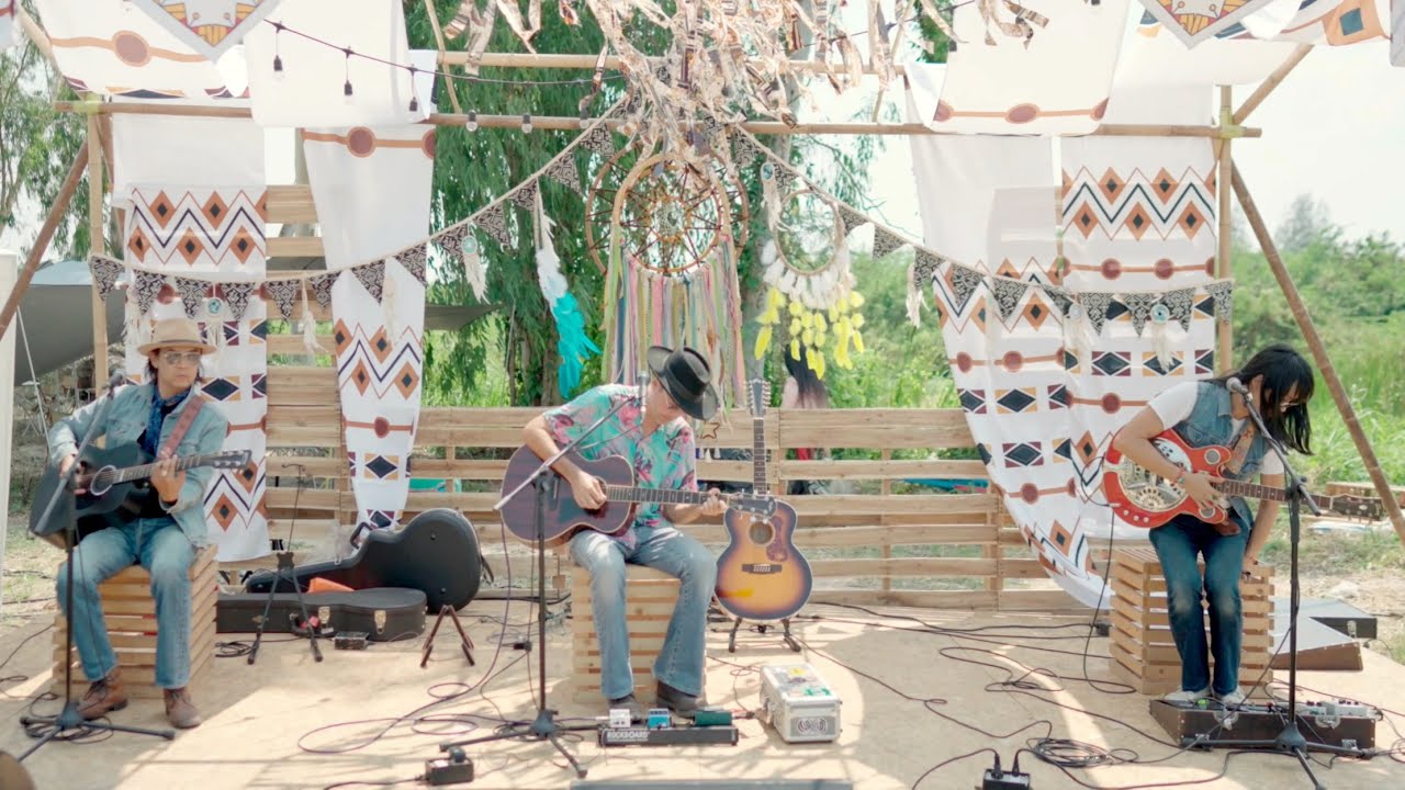 Hugo Acoustic - บันไดสีแดง  Sound Check Ver. @Nong Khon Hua Hin