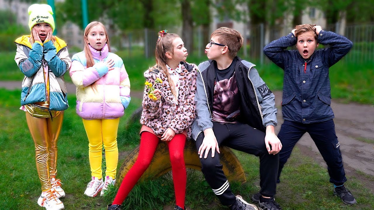 PIERWSZA RANDKA. Pierwsza miłość. Rostik i Julia! Co się stało? | Jesteśmy Rodziną